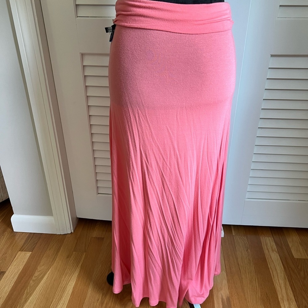 Charlotte Russe Vibrant Coral Maxi Skirt - Picture 3 of 3